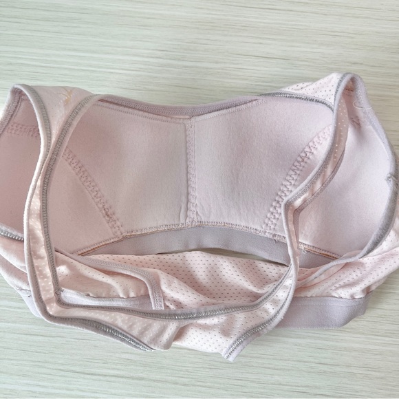 🔥Light Pink Sports Bra - Picture 9 of 9